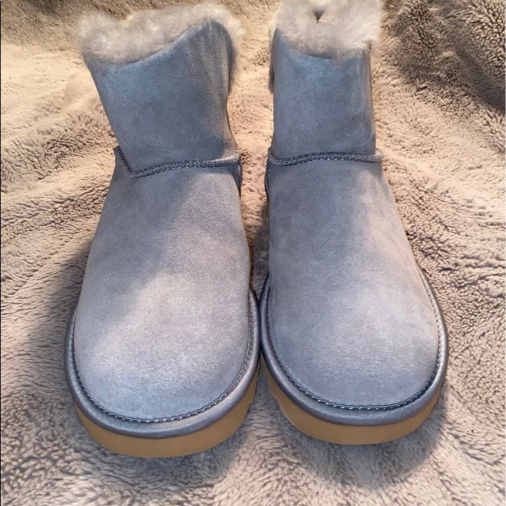 Ugg Mini Bling Boot - Picture 3 of 5
